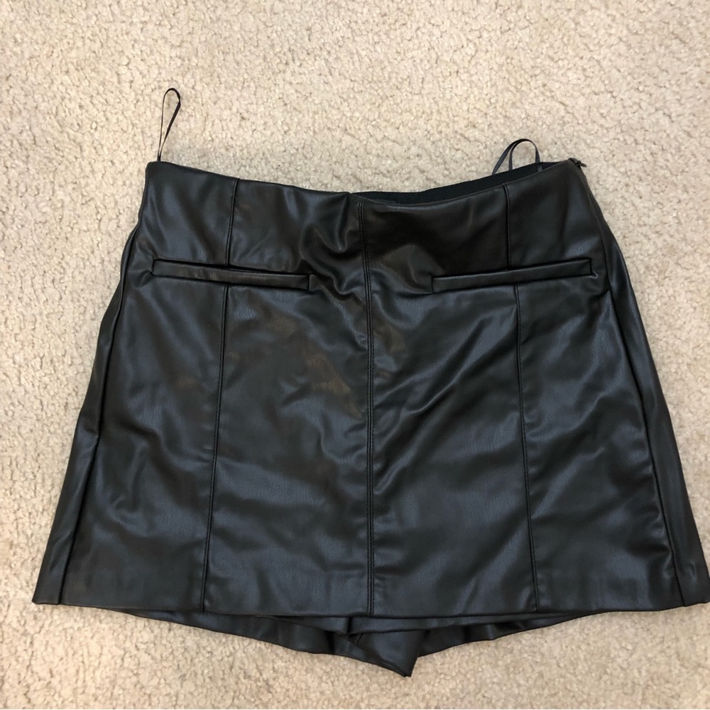 Zara faux leather mini skort